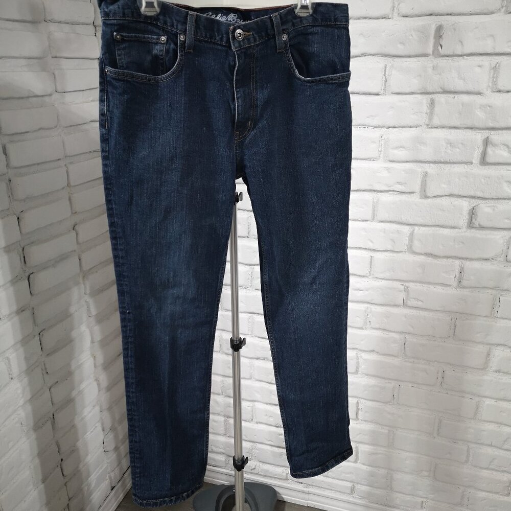 Eddie Bauer Men's Slim Fit Medium Wash Size 34/30 Blue Jeans